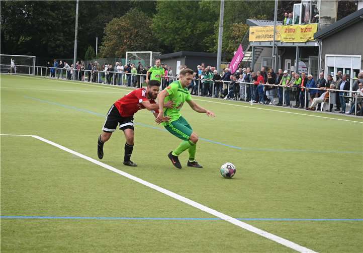 Marcel Berg (re.) wird bei der SG Eintracht Mendig/Bell eine große Lücke hinterlassen.Fotos: SK