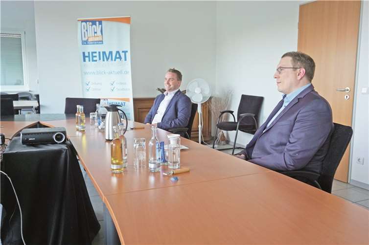 Marcel Caspers (l.) und Sebastian Goerke wollen Bürgermeister werden. Foto: ROB