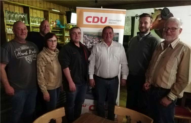 Marco Kneip verspricht, sich auch weiterhin mit leidenschaftlichem Engagement zum Wohle aller Bürger*innen im Dorf einzusetzen. Quelle: CDU Macken