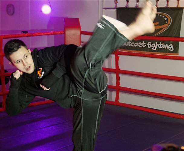 Marco ist auf nationalen- und internationalen Turnieren als Wettkämpfer aktiv.Fotos: privat