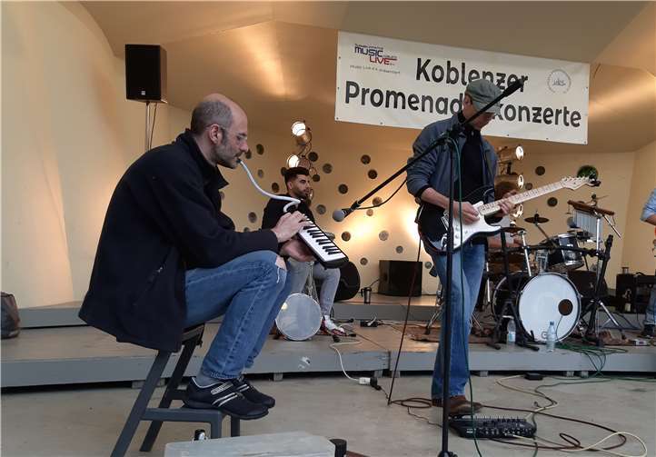 Marcus Tullius in Aktion an der Melodica.