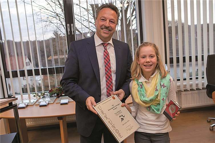 Maren Wilms aus Melsbach von LG Rhein Wied war die jüngste erfolgreiche Sportlerin, die geehrt wurde.