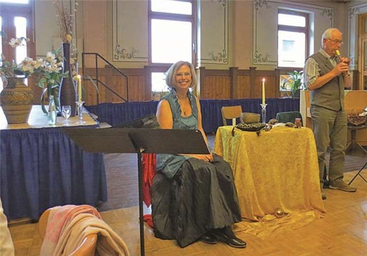 Margarete Pauli und Peter Laubenthal „verzauberten“ das Publikum mit Märchen und Musik.privat