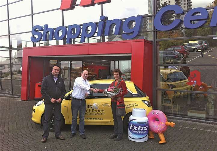 Margret Schmitz aus Andernach durfte sich über ein Wochenende mit dem Opel Adam freuen.privat