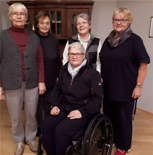 Maria Anders, Helene Kranz , Eva Scheer , Helga Cornely , Erika Wiegand (v.l.).  Christel Werhand