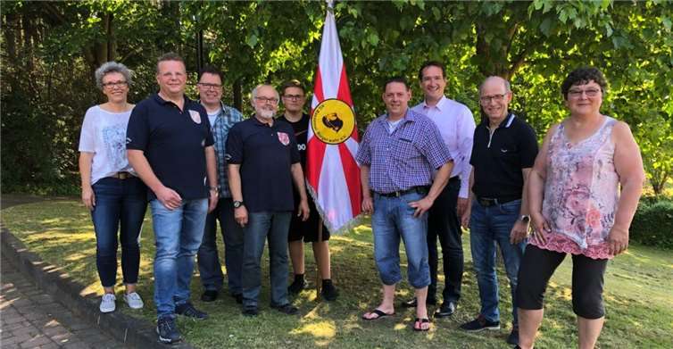 Marie Gesau, Gerd Dienhart, Helmut Simons, Jürgen Häfner, Philipp Schöfferle, Michael Röser, Thomas Przybylla, Georg Hollmann und Andrea Baulig (verhindert waren Stefanie Baulig und Michael Schöfferle). Fotos: