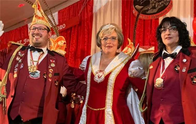 Marina I. (Boden) regiert die Walporzheimer Jecken. Fotos: KG Bunte Kuh