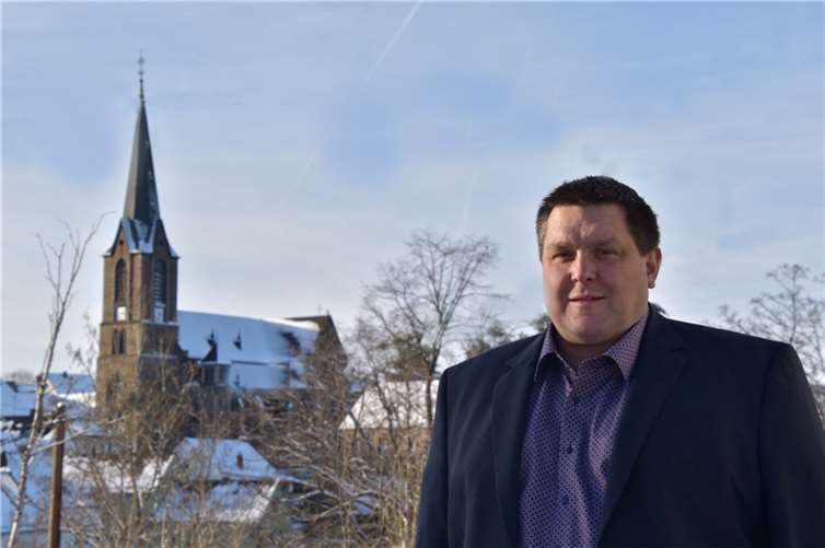 Mario Heinrichs einstimmig als Ortsbürgermeisterkandidat nominiert Mario Heinrichs kandidiert für die CDU bei der Bürgermeisterwahl in Langenfeld Foto: Liane Schäfer
