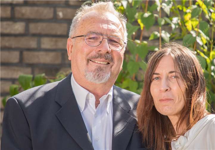 Marion Demme-Zech und Frank Krajewski entführen in ihrem Roman „Ahrtrüffel“ die Leser in die Welt der Trüffel.Foto: Claus Kuhlen