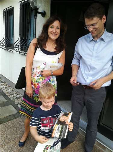 Marion Krätz bei ihrer "Tausend-Türen-Tour". Privat