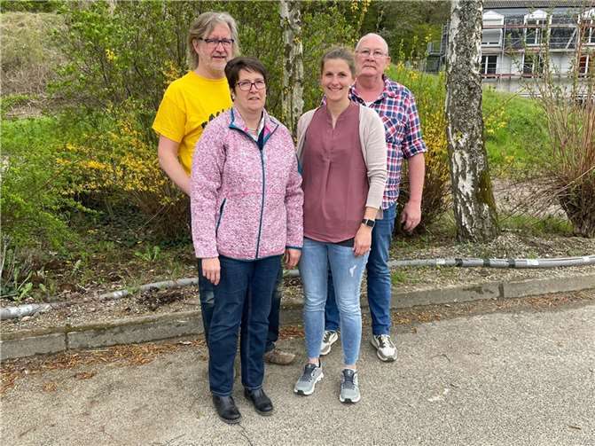 Mark Kreuzberg, Cornelia Kreuzberg, Imke Liersch, Raimund Jacobs (v.ln.r.) Foto: Bürgerverein Altenburg (Ahr) e.V