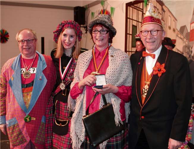 Markus Fischer, Katrin Lindlohr, Bettina Acker und Erwin Rüddel. DL