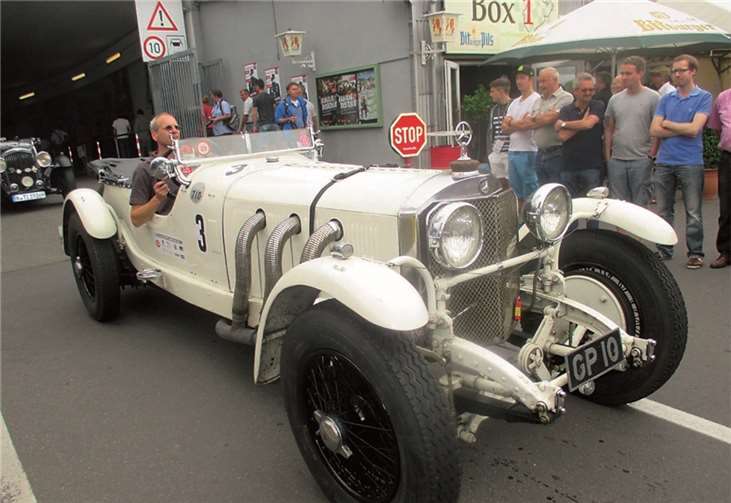 Markus Kern auf dem Mercedes-Benz SSK von 1930.privat