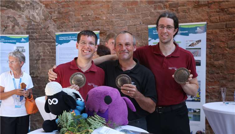 Markus Müller (rechts) und Michael Ehrle (links) empfangen zusammen ihre Preise.Foto: privat