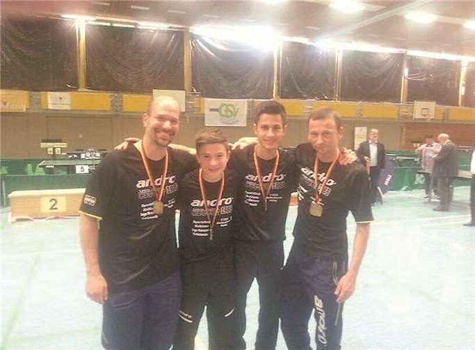 Markus Schaufelberger, Tobias Werschkun, Nedim Starcevic und Spielertrainer Ingo Hansens konnten sich über einen dritten Platz bei den Deutschen Pokalmeisterschaften freuen.privat