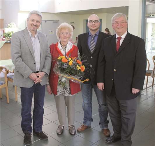 Marlies Klein wurde ehrenvoll als Vorsitzende verabschiedet Marlies Klein wurde für ihre Verdienste geehrt.