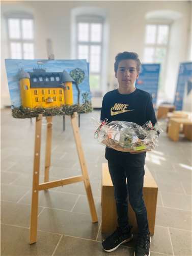 Marlon Geisen wurde für sein Kunstwerk ausgezeichnet. Foto: Kerstin Stüwe/ Stadt Mayen