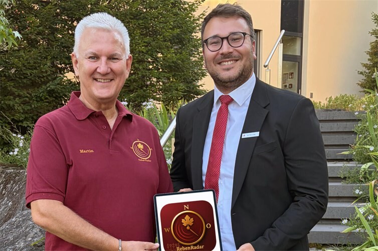 Martin Dickau, RebenRadar, und Jan Herrscher, Leiter des BeratungsCenters Ahrweiler