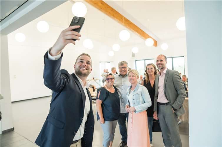 Martin Diedenhofen, Sabine Klein, Michael Mahlert, Lana Horstmann, Olga Bätza und Clemens Hoch (v. l.). Foto: Martin Schmitz