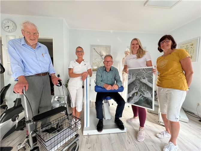 Martin Mallach, Dagmar Stöcker, Erwin Rüddel, Katja Civello und Ursula Lüttge-Thenert erwarten und fordern dringend notwendige Verbesserungen zur physiotherapeutischen Praxis.  Foto: Heinz Werner Lamberz