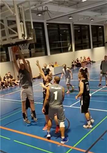 Martin Wolfsteiner bei einem seiner erfolgreichen Freiwürfe. Foto: BBV