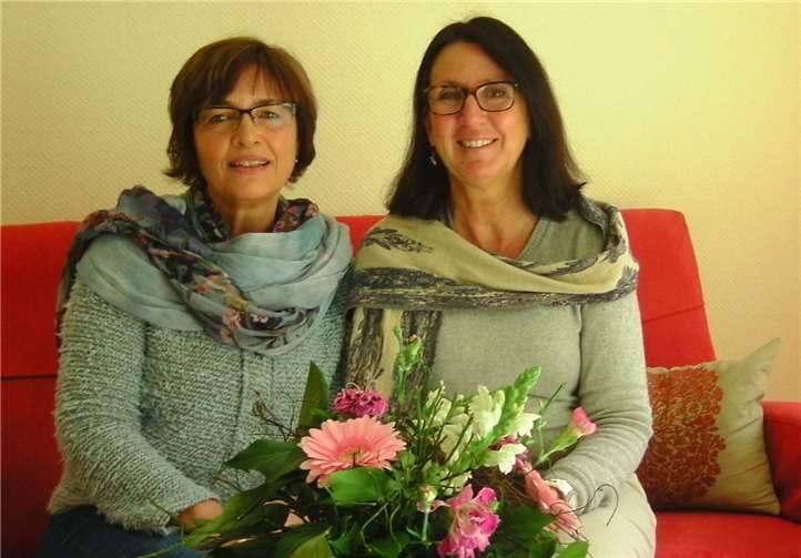 Martina Steffens (l.) und Cornelia Klein-Orth helfen hinterbliebenen Angehörigen beim Umgang mit ihrer Trauer. privat