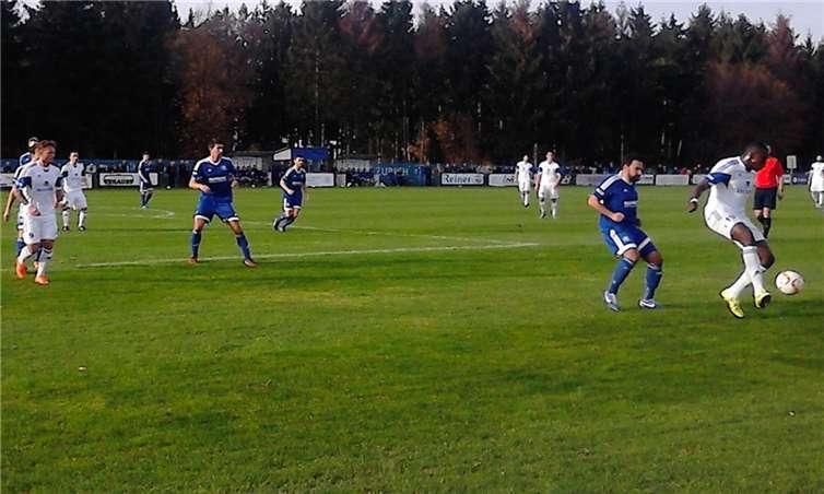 Marvane Gobitaka (rechts) blieb in Karbach wirkungslos.privat