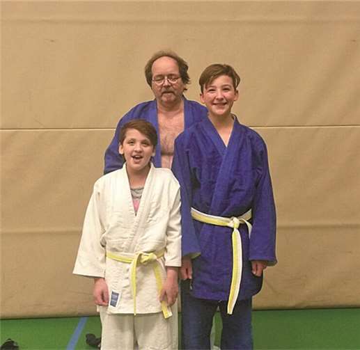 Marvin Langer (rechts) mit Trainer Helger Weingarten. privat