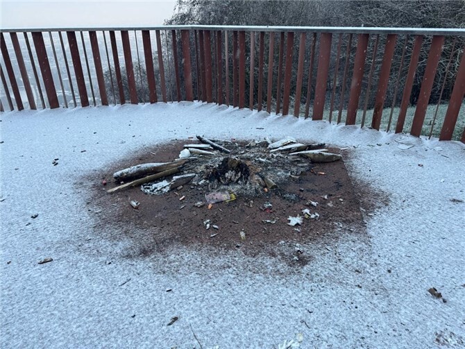 Massive Schäden am Aussichtspunkt „Kanzel Krahnenberg“. Foto: privat