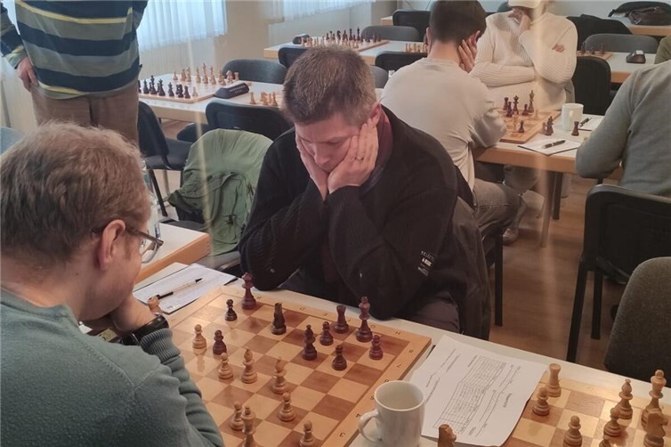 Mathias Koslowski spielte remis gegen Franz Nachtsheim