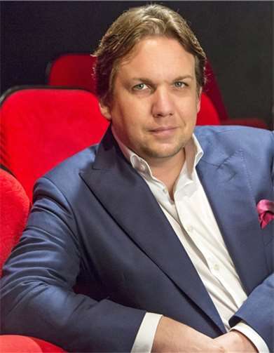 Matthias Brodowy.Till Erdmenger