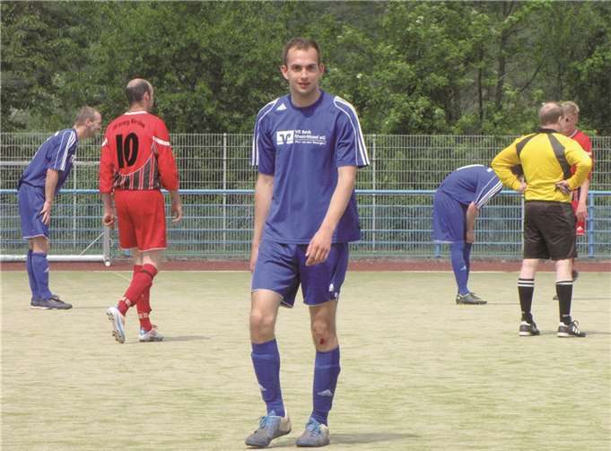 Matthias Schäfer war der Torschütze des Tages im Spiel der 2. Mannschaft gegen den Tabellenletzten SG Lasserg/Wierschem II. Insgesamt drei Mall überwand er den Schlussmann der Gäste.privat