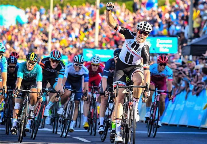 Max Walscheids große Stärke liegt im Sprint - hier bei einem seiner Siege.Fotos: Team Sunweb