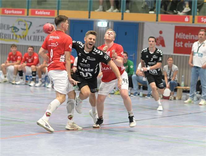 Max Zerwas erzielte trotz permanenter Manndeckung neun Tore. Foto: Bernd Hunder)