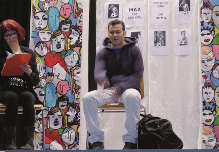 Max weiß sich nicht mehr zu helfen. privat