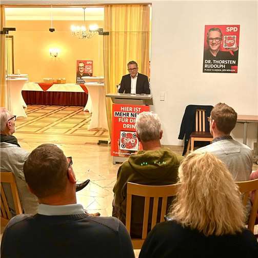 MdB Rudolph schwörte die anwesenden Genossinnen und Genossen auf den anstehenden Wahlkampfendspurt ein. Foto: SPD-OV Koblenz-Süd / Martin Schlüter