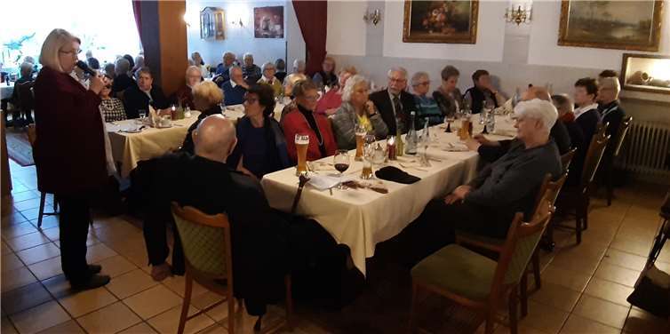 MdL Hedi Thelen gibt den Senioren der CDU ihren Jahresrückblick. Foto: privat