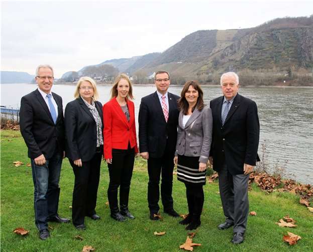 Mechthild Heil (2.v.r.) und Guido Ernst (r.) hatten die Mitglieder des Landtages Josef Dötsch, Hedi Thelen, Ellen Demuth und Horst Gies (v.l.n.r.) zu einem Treffen eingeladen. privat