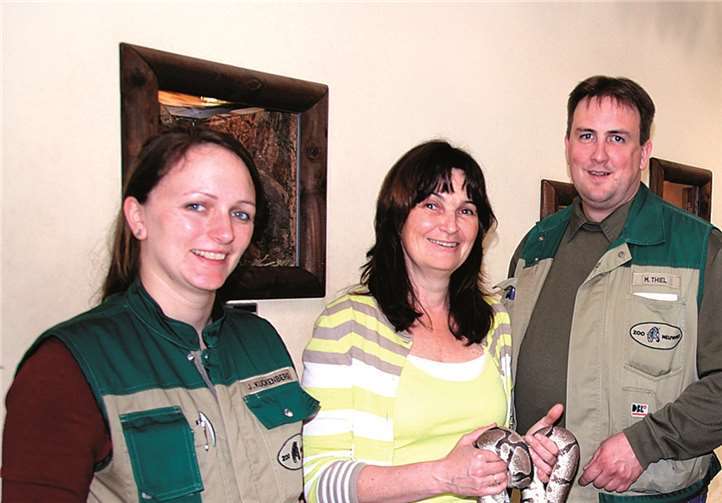 Mechthild Heil MdB (2.v.l.) im Zoo Neuwied mit Zoodirektor Mirko Thiel (2.v.r.), Wirtschaftsberater Dieter Rollepatz und der stv. Zoodirektorin Jasmin Kuckenberg.privat