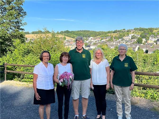 Mechthild Wolber, Karola Schmitt, Brudermeister Wilhelm Langen, Claudia Langen, Roswitha Ippendorf.