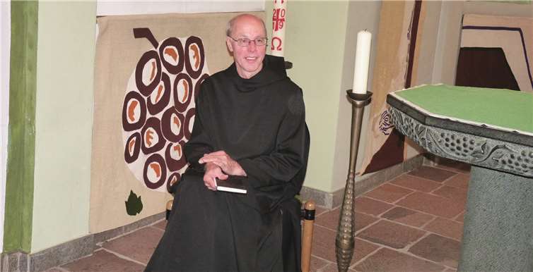 Meditative Erlebniswanderungen und Tiergestützte Begleitung mit Alpakas boten Catrin Drogi und Michael Schneider aus Alflen an.