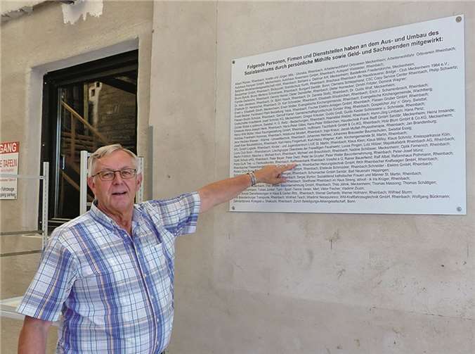 Mehr als 150 Helfer, Geschäftsleute und Privatpersonen, haben bei der Verwirklichung des Projekts ihre Unterstützung eingebracht.