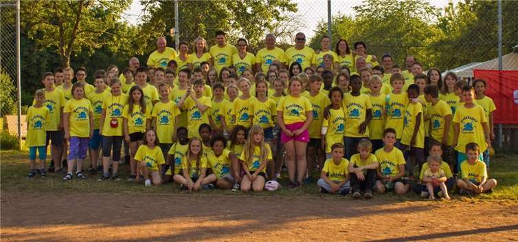 Mehr als 20 ehrenamtliche Helfer kümmerten sich um die Kinder und Jugendlichen und hatten für ein abwechslungsreiches Programm gesorgt. privat