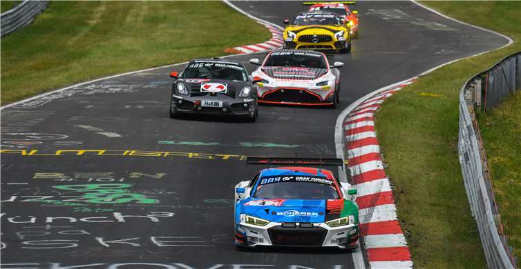 Mehr als ein Drittel des Starterfeldes beim 24h-Rennen kämpft um den Gesamtsieg. Fotos: Gruppe C Photography