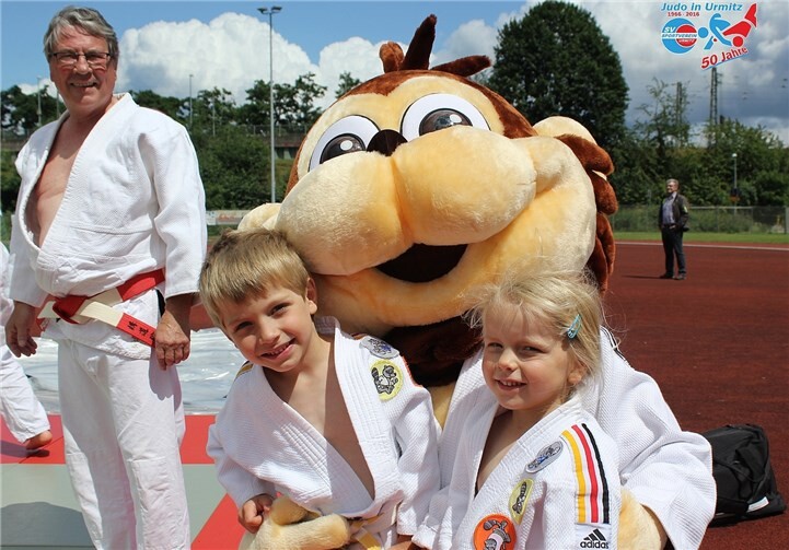Mehrere Generationen Judoka in Urmitz. Karl-Heinz Dott und Enkel. Privat