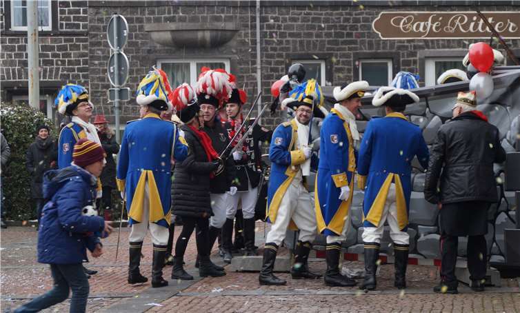 Mehrmals griffen die Eroberer die Stadtmauer an.