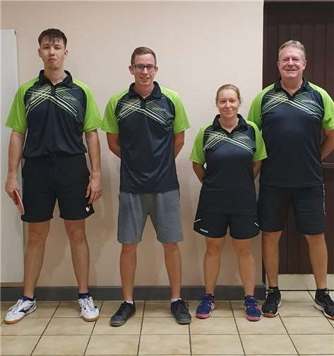 Meister der 1. Kreisklasse: Niklas Kamp, Fabian Scharff, Diana Bohner, Otmar Krebs (v.l.n.r).