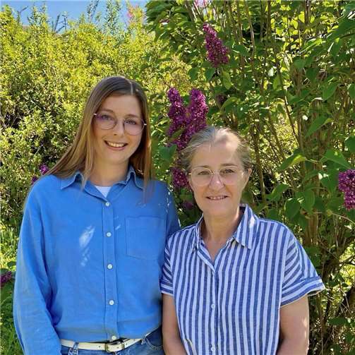 Melanie Wionzek (links) und Birgit Boos sind die Fachkräfte Gemeindeschwesterplus für den Landkreis Neuwied. Foto: Carina Corzilius / Kreisverwaltung Neuwied