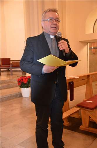 Mendigs Kirche St. Cyriakus erstrahlt nach der Renovierung in neuem Glanz und darauf ist Pastor Ralf Birkenheuer mit Recht stolz. Zumal die Kirchengemeinde mit ihrer Klais-Orgel über eine weitere Attraktion verfügt.