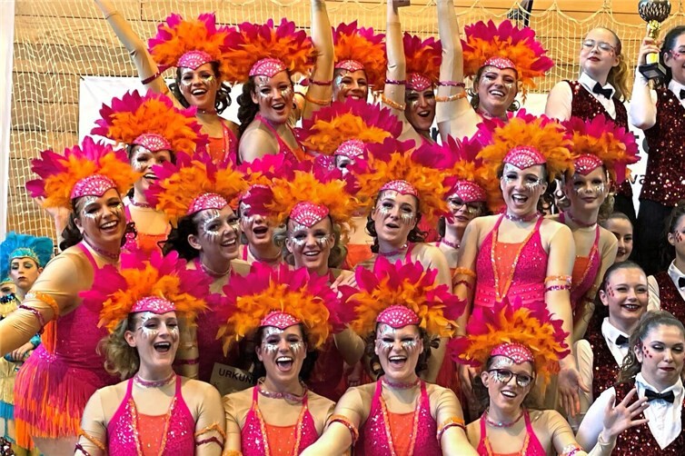 Meninas mit dem „schönsten“ Kostüm des Turniers.